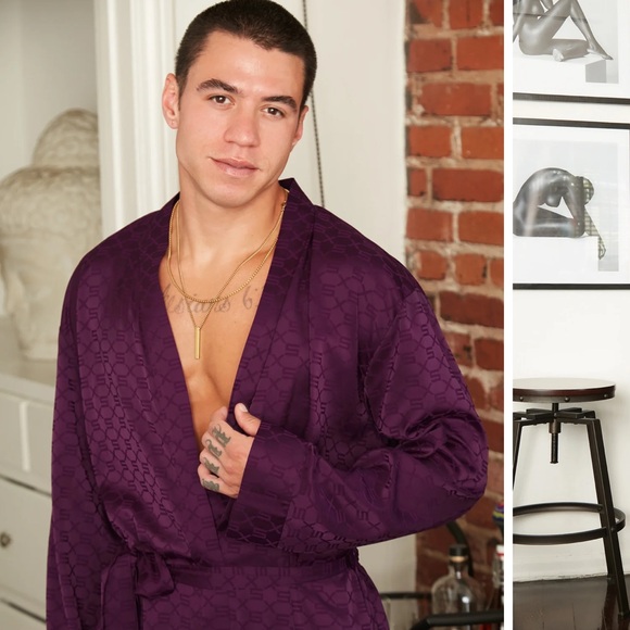 Men’s Savage X Fenty Rich Purple Robe - Picture 3 of 9